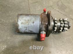 1982 Bobcat 530 Hydraulic Drive Motor Assembly