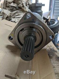 Bobcat Hydraulic Drive Motor 7267718