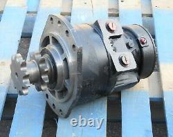 CNH Industrial 48070316R 48070316 Rexroth R921811702 Hydraulic Drive Motor, 2-sp