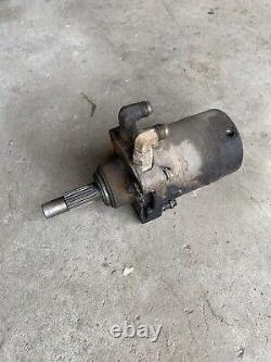 CORE Case Hydraulic Drive Motor 1825 1825B Skid Steer Loader Untested