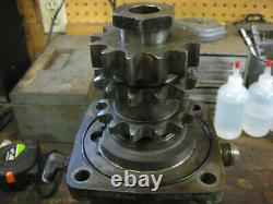 Clark Bobcat 533 (and others) Hydraulic Drive Motor and Sprockets