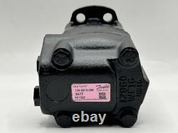 Danfoss 104-3913-006 Eaton Char-Lynn Hydraulic Motor New Open Box