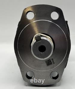 Danfoss 104-3913-006 Eaton Char-Lynn Hydraulic Motor New Open Box