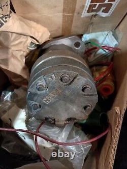 Eaton Char-Lynn 103 1044 008 Hydraulic Motor