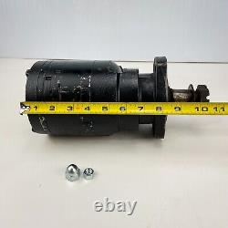 Elgin Hydraulic Motor for Rotating Broom from 2003 Elgin Crosswind-J Sweeper