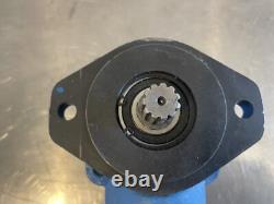 Hydraulic Motor 11 Spline 2 Bolt Blue NEW! FREE SHIPPING