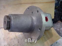 Hydraulic Rotary Deck Blade Drive Motor Spindle sauer SNM2FL