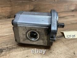 Jacobsen Turfcat 72 Rear Discharge Mower 066120 Hydraulic Drive Motor 1001759