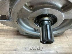 Jacobsen Turfcat 72 Rear Discharge Mower 066120 Hydraulic Drive Motor 1001759