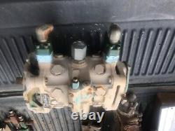 John Deere RE53609, hydraulic pump, hydraulic drive motor pump
