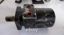 Parker Ross TB0100FM090AAAB Hydraulic Motor NOS