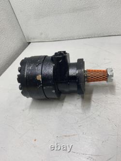 White Drive Hydraulic Motor, 11203263